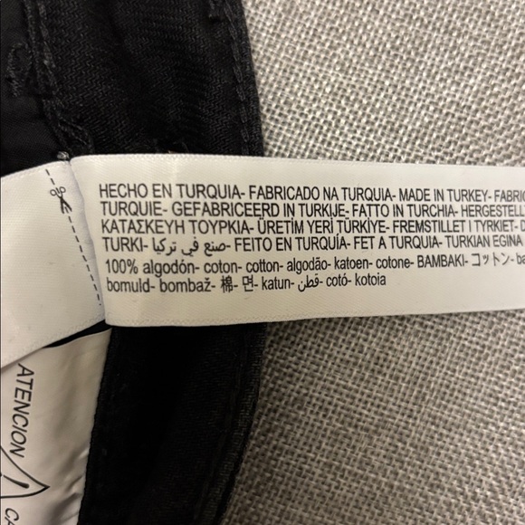 Massimo Dutti Black High-Rise, Straight Leg Jeans. - Picture 6 of 11